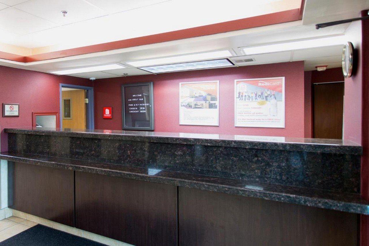 Travelodge By Wyndham Romulus Detroit Airport Esterno foto