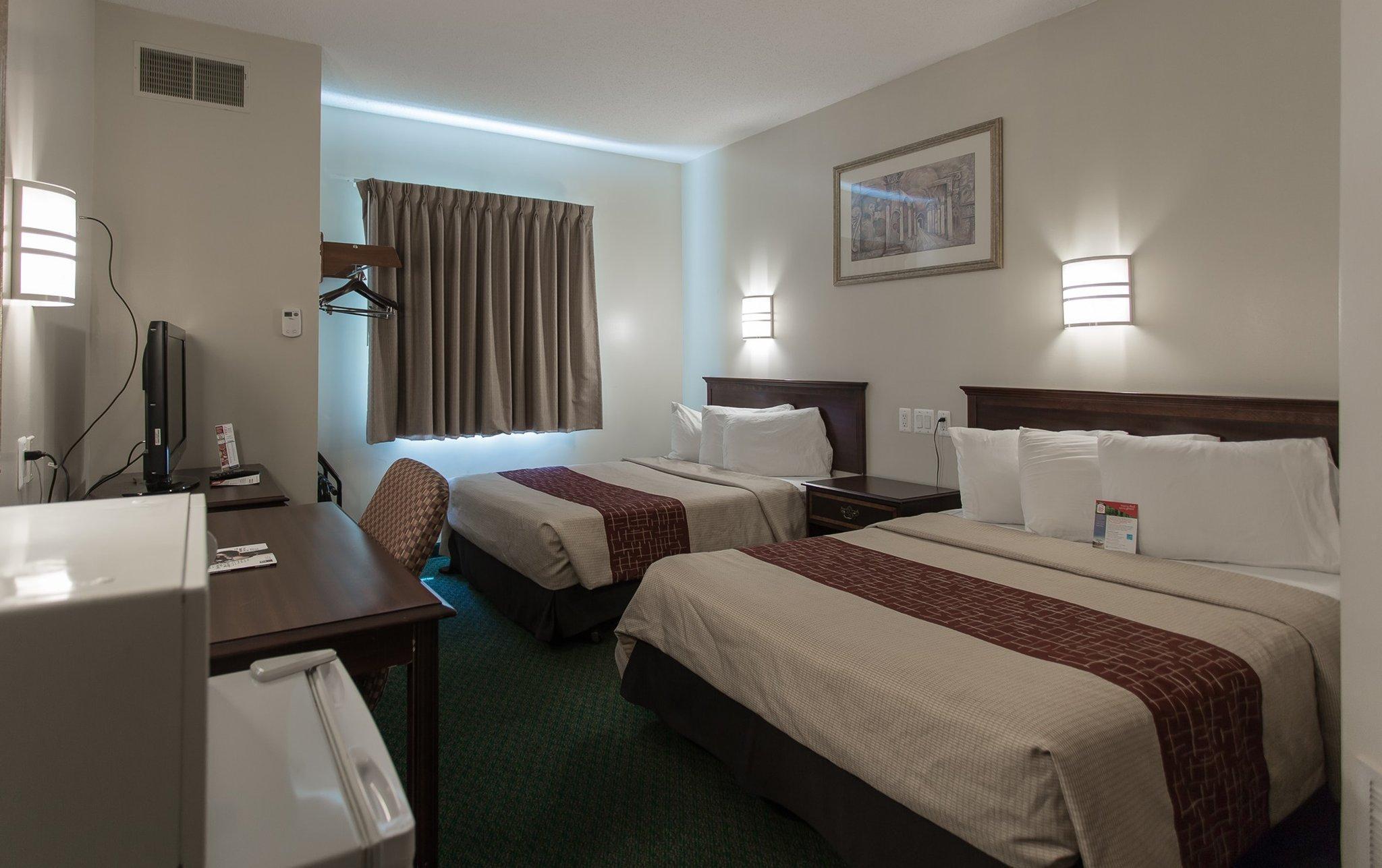 Travelodge By Wyndham Romulus Detroit Airport Esterno foto